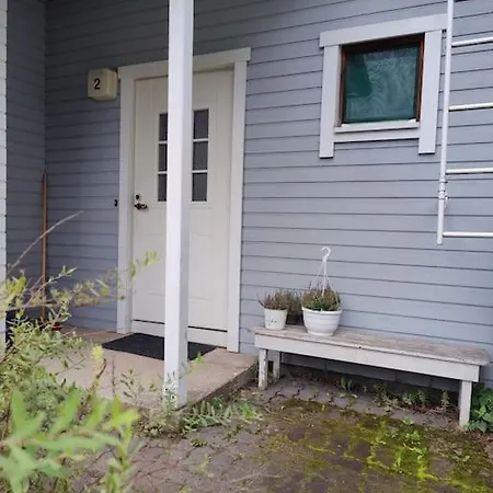 Wanha Froeoekynae Huoneisto Wanhassa Raahessa Apartment