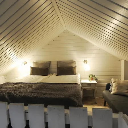 Wanha Froeoekynae Wanhassa Raahessa *