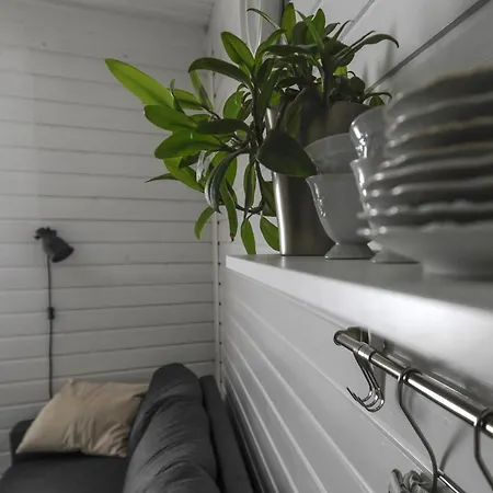 Wanha Froeoekynae Wanhassa Raahessa * ראהה