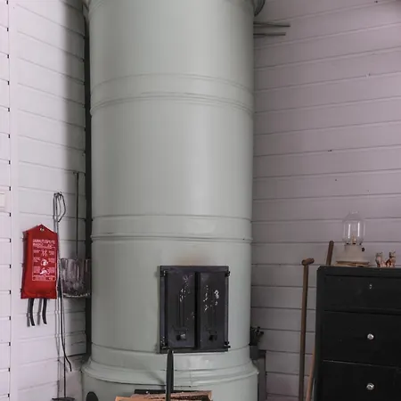 Wanha Froeoekynae Wanhassa Raahessa דירה ראהה